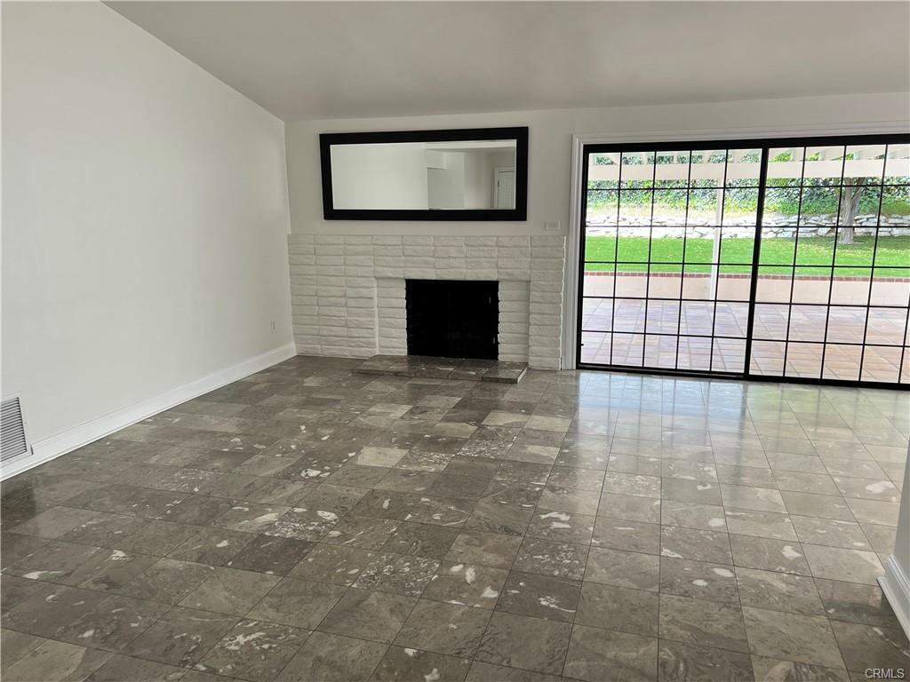 Primary Photo - 16725 Citronia St