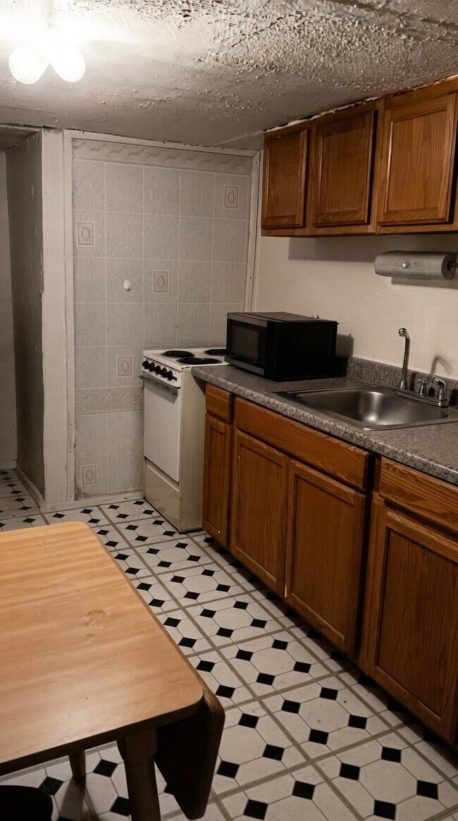 Foto del edificio - 820 9th St W