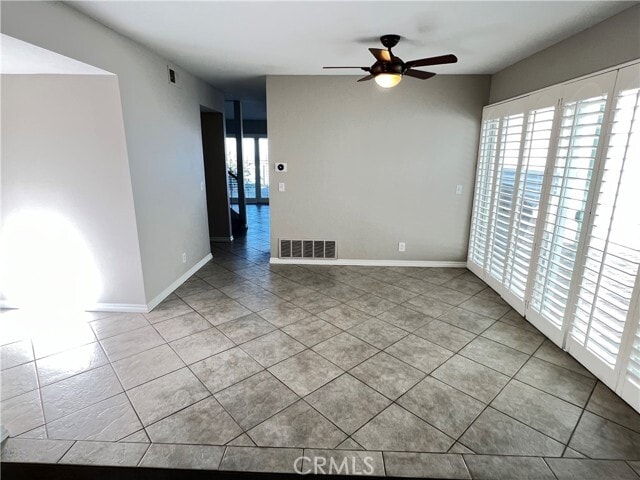 Foto del edificio - 6943 E Shorecrest Dr