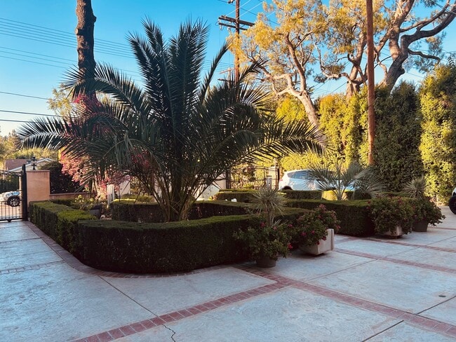 Foto del edificio - 23348 Hatteras St