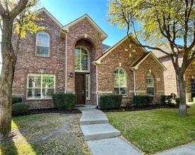 Building Photo - 3439 Mayflower Dr