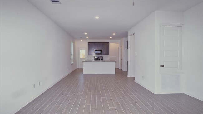 Building Photo - 23007 True Fortune Dr