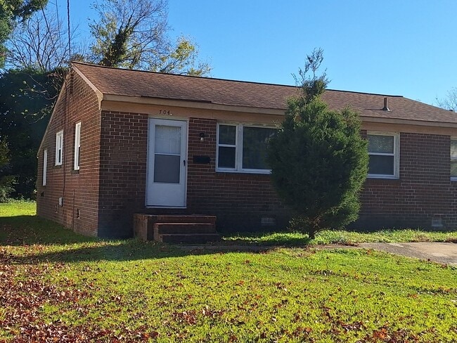 Photo - 704 Old Buckroe Rd House