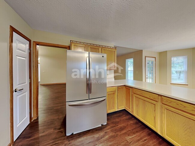 Foto del edificio - 464 E Quail Wood Ln