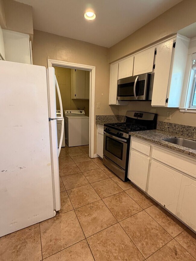 Photo - 23rd Street Apartment