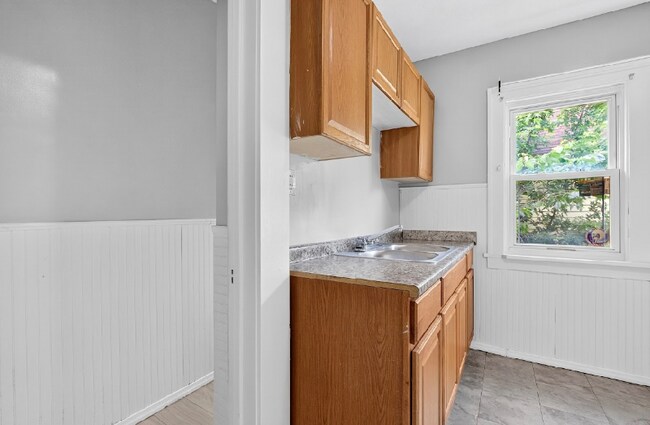 Foto del edificio - 3023 E 126th St