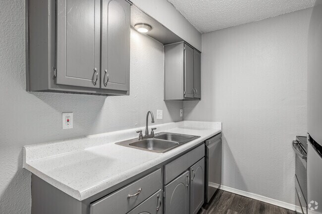 1 habitación, 1 baño - 845 pies cuadrados - Cocina - Huntington Place Apartments