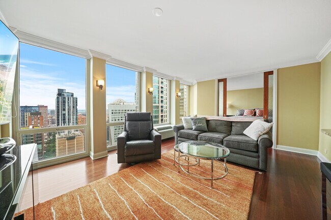 Living Room to Bedroom - 111 E Chestnut St