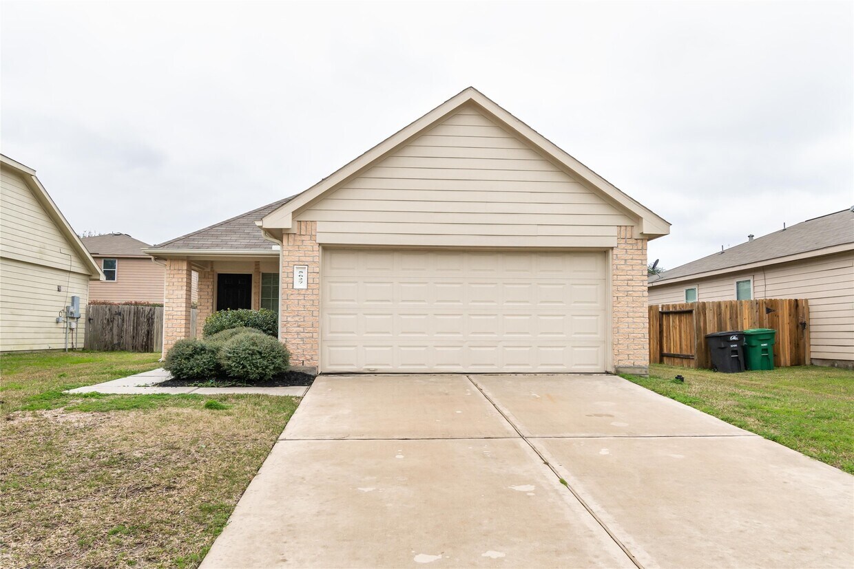 Foto principal - 5627 Rocky Trail Dr