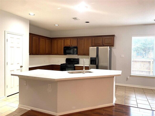 Building Photo - 10231 Turrett Point Ln