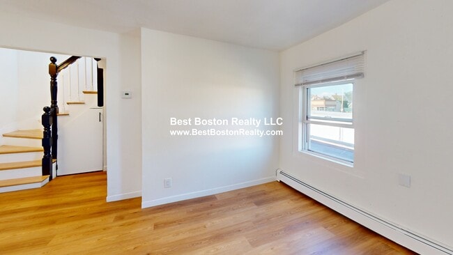 Building Photo - 296A Broadway
