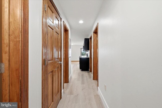 Foto del edificio - 443 Millwood Ave
