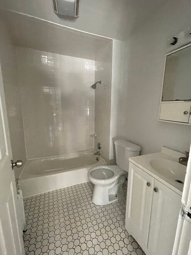 Foto del edificio - 255 Glen St