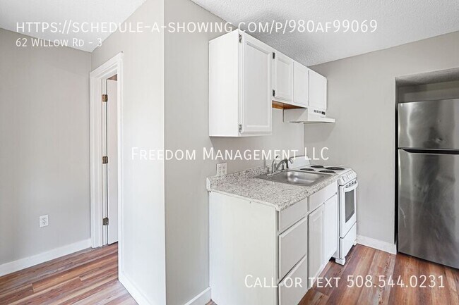 Foto del edificio - 62 Willow Rd