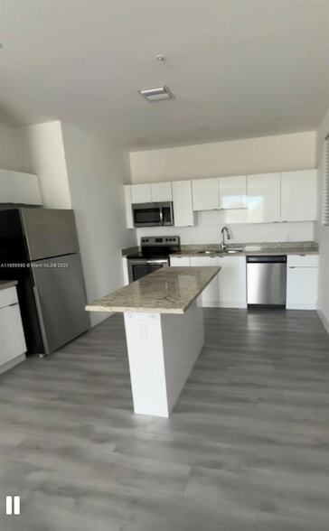 Foto del edificio - 859 E 24th St