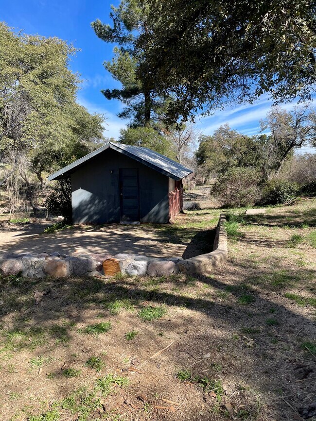 Building Photo - 1805 E Mt Lemmon Hwy