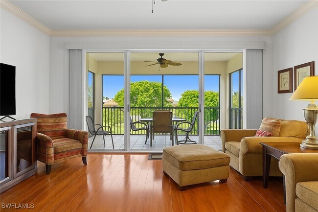 Foto del edificio - 14819 Laguna Dr