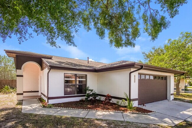 Building Photo - 128 Lake Daisy Terrace