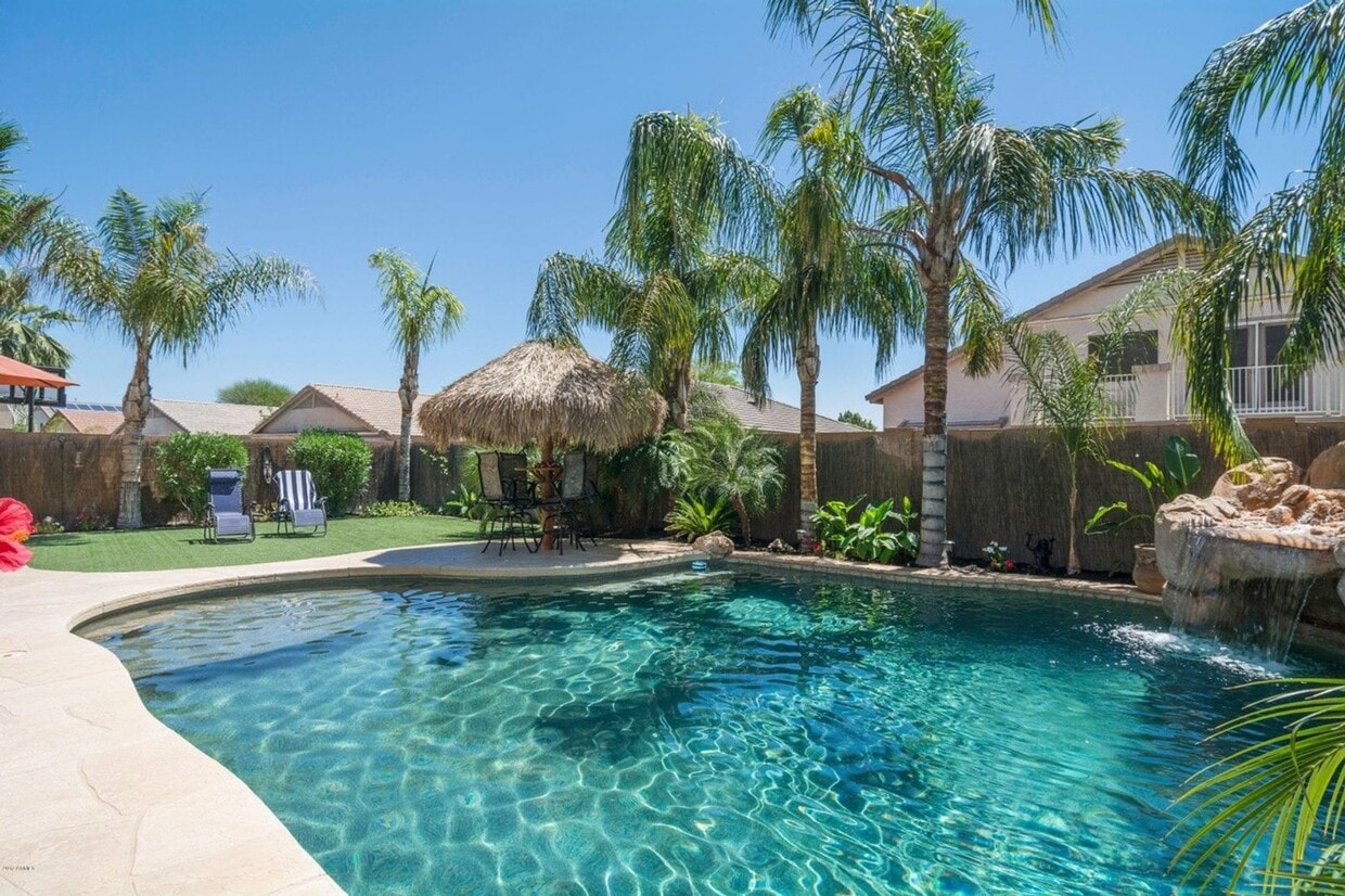 Building Photo - Incredible home in Bell West subdivision in Surprise