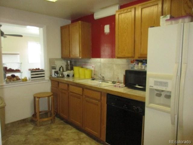 Building Photo - 985 S Dale Ct