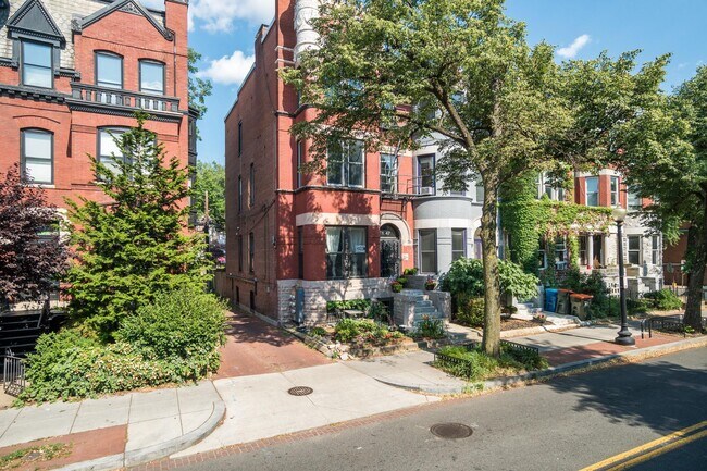 Foto del edificio - 1747 18th St NW