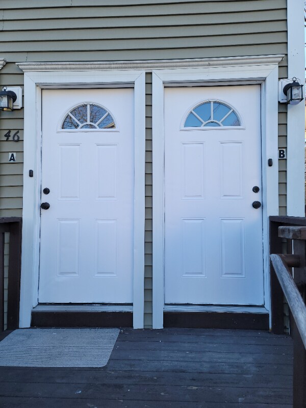 46 Harvard St Unit 46 Harvard St. Apt B, Chicopee, MA 01020 Room for