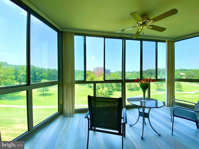 Foto del edificio - 3005 S Leisure World Blvd