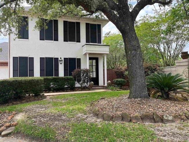 Building Photo - 2213 Sunset Oaks Dr