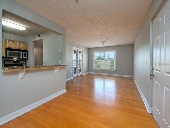 Foto del edificio - 2047 Dixie Belle Dr