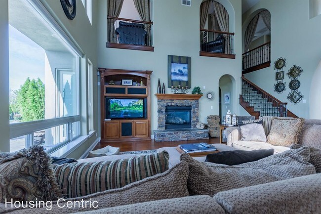 Building Photo - 5 br, 5 bath House - 1194 Terracina Dr