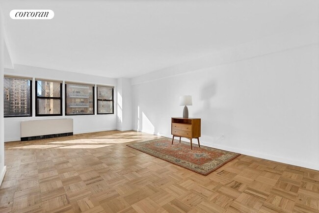 Foto del edificio - 55 E 9th St