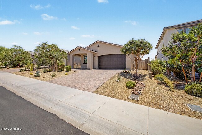 Foto del edificio - 17239 W Desert Sage Dr