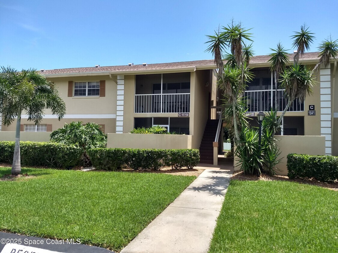 Foto principal - 1641 Sunny Brook Ln