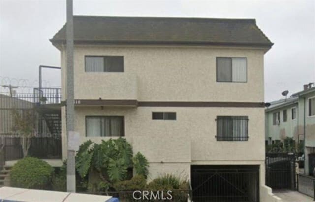 Foto principal - 4816 Rosewood Ave