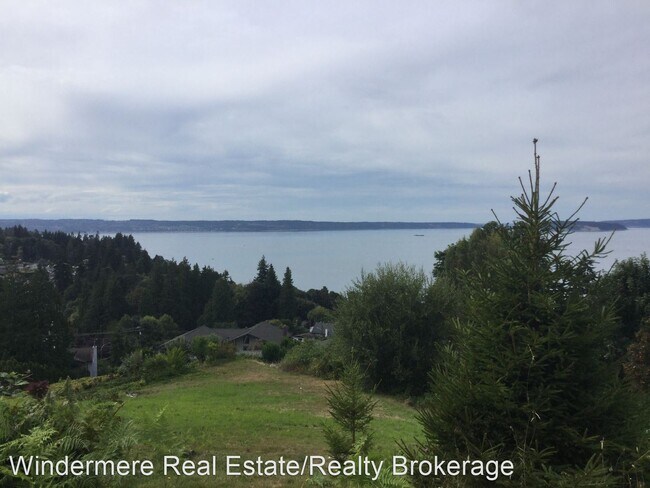 Foto del edificio - 2 br, 2 bath House - 4612 Seahurst Ave