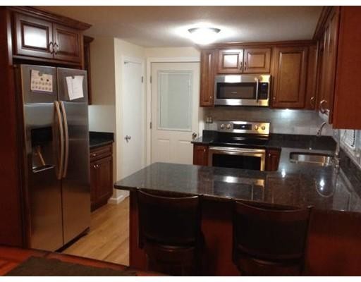 Building Photo - 119 Avery St