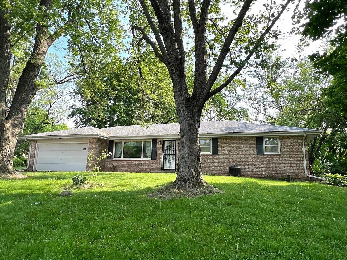 5339 Yellowstone Cir, Rockford, IL 61109 House Rental in Rockford, IL