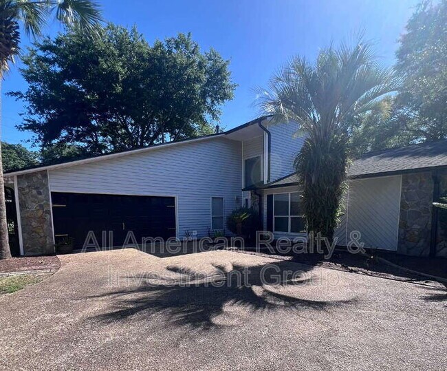 Foto del edificio - 101 Hands Cove Ln