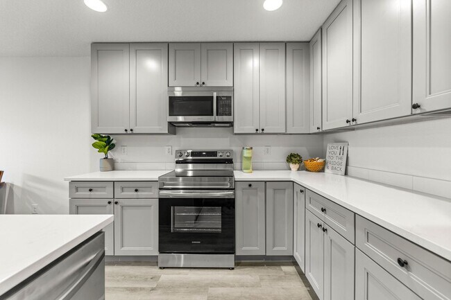 Building Photo - NEW CONSTRUCTION! Modern