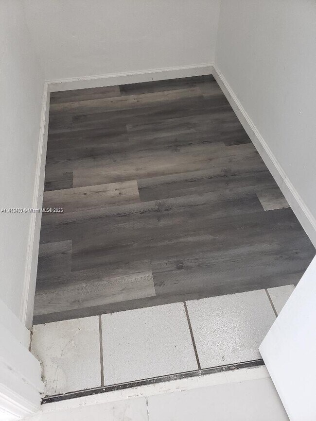 Foto del edificio - 2149 NE 179th St