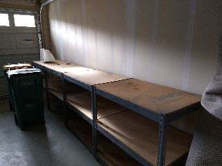 garaje con área de almacenaje - 1409 Cypress Ln