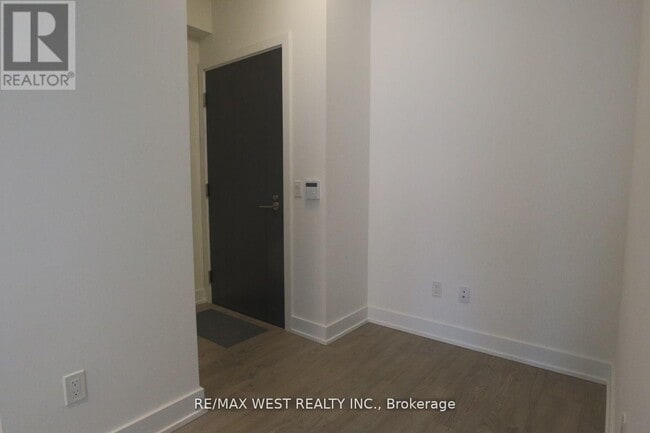 Building Photo - 7 Mabelle Ave