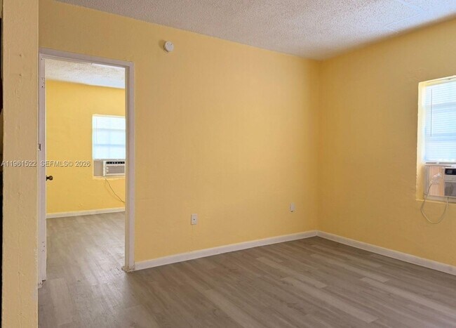 Foto del edificio - 3615 Thomas Ave