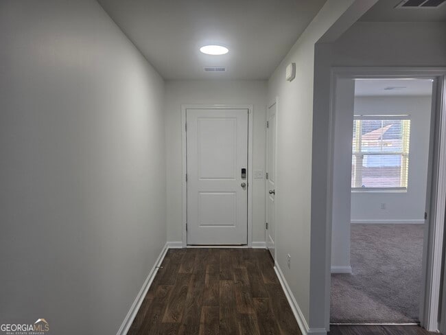 Building Photo - 216 Barbados Rd