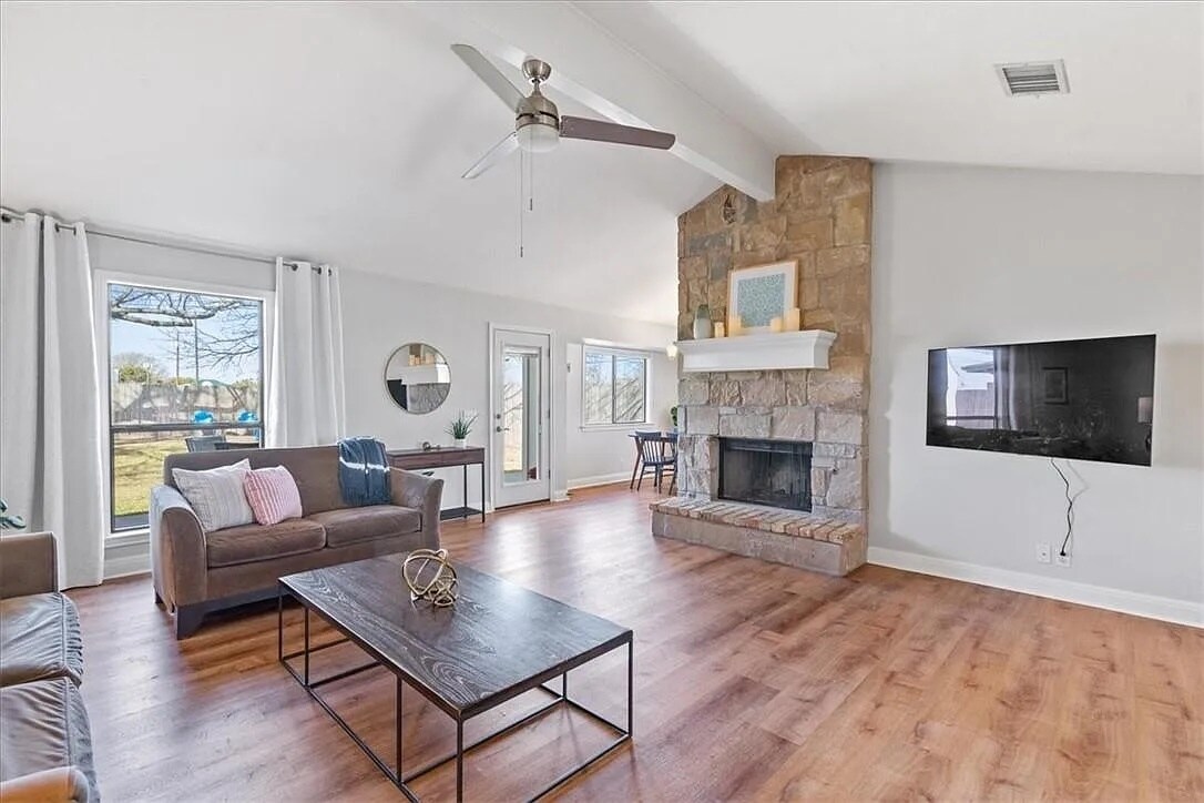 Foto principal - 606 Quail Run Rd