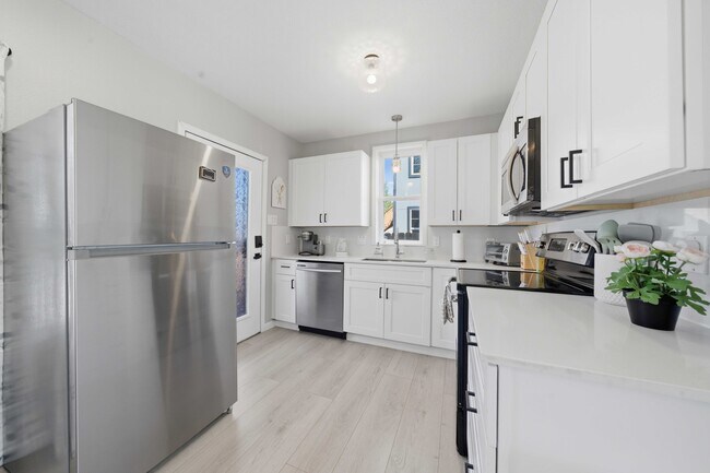 Foto del edificio - 2819 S Pine St