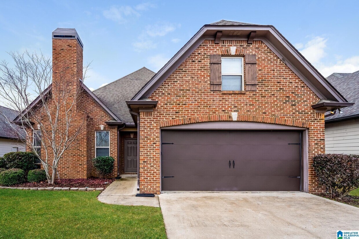 Primary Photo - 1073 Avalon Dr