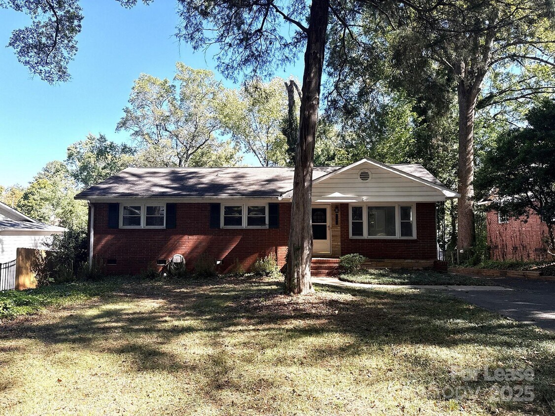 Foto principal - 1969 Margate Ave