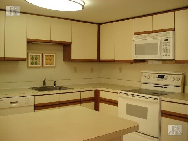 Foto del edificio - 2 bedroom in Allston MA 02134