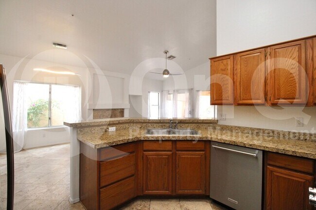 Foto del edificio - 14501 N 100th Way